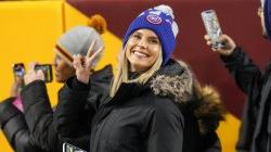 Emma Kaptein wearing a NY Giants knitted hat